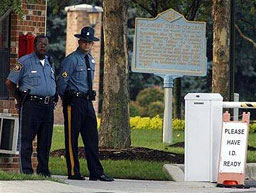 Двама студенти ранени при стрелба в US университет