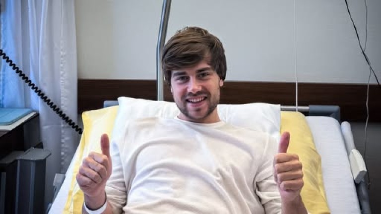 Тежко контузен "майстор" бе опериран в Австрия