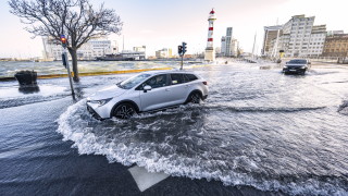 През последните четири десетилетия тежките наводнения и други екстремни климатични