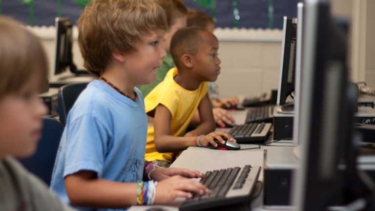 От Синдикат „Образование“ искат онлайн обучение в училищата