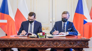 Лидерите на Чехия и Полша подписаха споразумение за прекратяване на