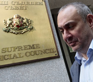 Велчев потвърди, че научил от Цветанов за изтеклия документ към Брендо