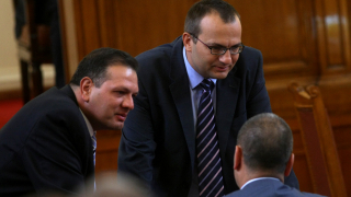 Как така се продават имоти от забранителния списък, чудят се реформатори