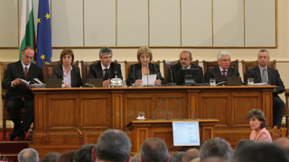 Цачева доволна от работата на парламента