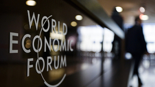 „Заключиха” небето над Давос