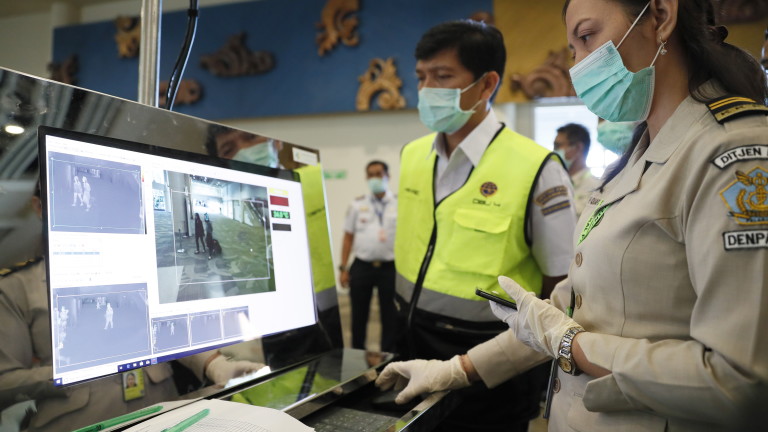 Китай предупреди, че коронавирусът се разпространява по-бързо, след като броят