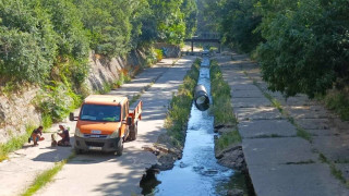 Столичната община започна почистването на 170 участъка от речни корита