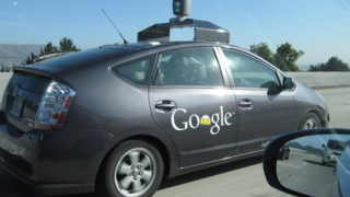 Автомобилите на Google с автопилот могат да се появят на пазара до три години