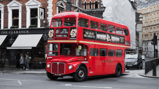 Призрачният автобус, който причинява катастрофи в Лондон