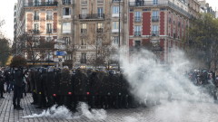 154 ранени и 111 арестувани при протестите във Франция 