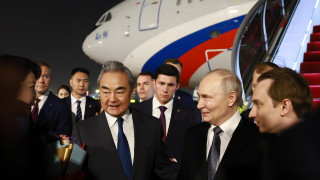 Путин пристигна на посещение в Китай
