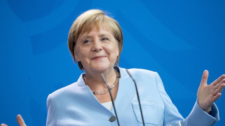 Меркел с трети отрицателен тест за коронавирус 