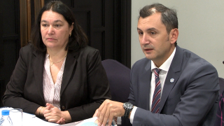 Връщането на епидемичните брифинги - адекватна комуникация на риска от заразяване