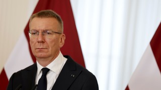 Латвия призова НАТО да засили защитата си над балтийските държави