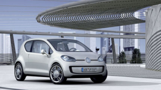 Отлагат производството на VW up!