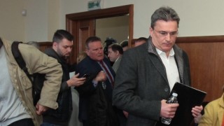 На многочасов разпит е подложен някогашният доверен човек на банкера