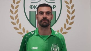 Атакуващият полузащитник Емануил Манев Мотора е шестото ново попълнение