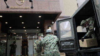 Броят на смъртните случаи сред хората заразени с новия коронавирус