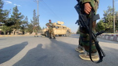 Жертви и ранени при взрив в хотел в Кабул