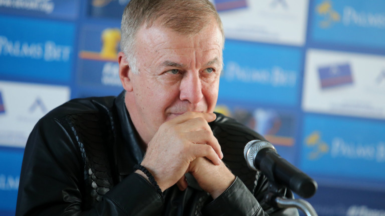 Левски започна да изплаща текущите си задължения към НАП