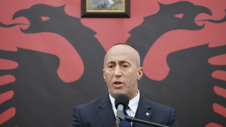Премиерът на Косово подаде оставка, след като е бил поканен