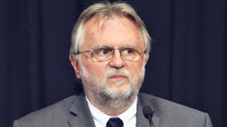 Финансовият министър на Сърбия Душан Вуйович подаде оставка съобщи правителството