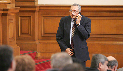 Костов: Тръгнете, ще ви подкрепим