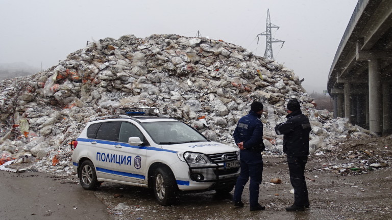 "Феникс Дупница" отказва да чисти боклуци на АМ "Струма"