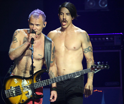 Местят концерта на Red Hot Chili Peppers заради слаби продажби