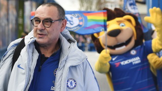 Наставникът на Челси Маурицио Сари смята че основният проблем