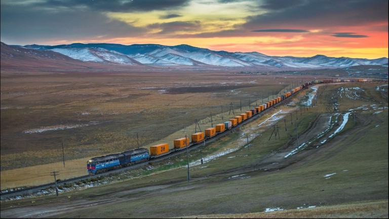 Китай пуска нов товарен жп маршрут до Германия, заобикаляйки Русия