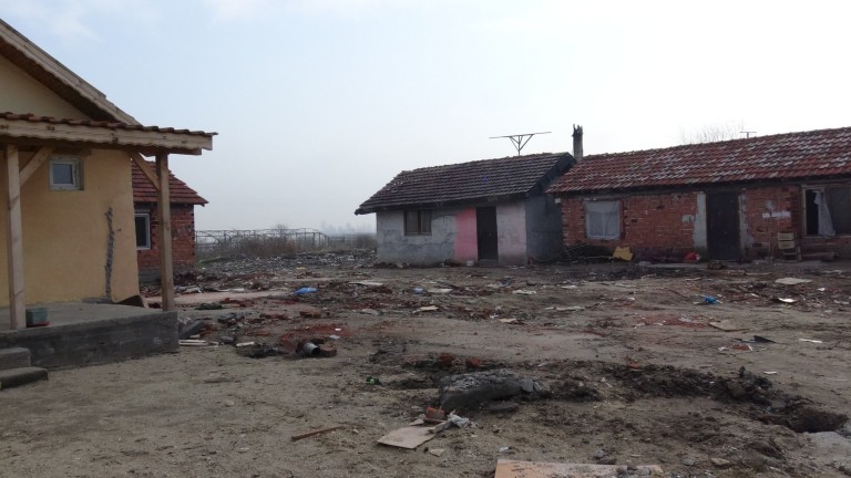 Голяма част от ромските семейства временно напуснаха Габрово, а вече