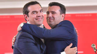 Премиерът на Република Северна Македония Зоран Заев и бившият премиер