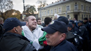 Протестът погна и депутати от ГЕРБ
