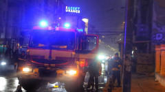Евакуираха жилищна сграда в Бургас заради пожар