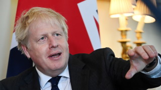 В Британия вярват, че ЕС обмисля да предложи договор за отбрана на Джонсън