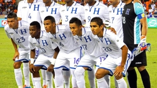 Хондурас - за трети път на финали!