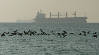 Иран задържа чуждестранен кораб в Персийския залив съобщава местната полуофициална