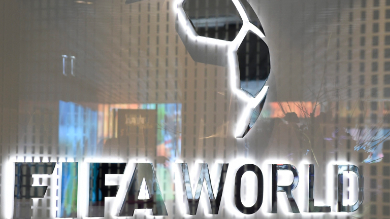 ФИФА отлага плащане на сумата от 15 милиона долара към