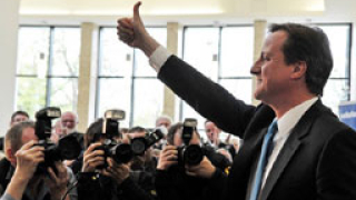 Камерън укрепи позициите си след вота във Великобритания
