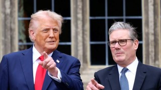 Премиерът на Обединеното кралство Киър Стармър и президентът на САЩ