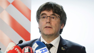 Каталунският сепаратист в изгнание Карлес Пучдемон ще обяви утре дали