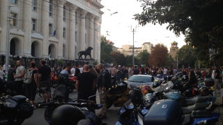 Мотористи протестираха пред Съдебната палата
