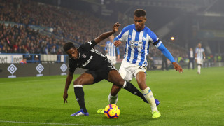 Хъдърсфийлд постигна първа победа във Висшата лига през този сезон