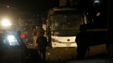 Бомба удари туристически автобус до египетските пирамиди в Гиза