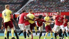 Младата звезда на Манчестър Юнайтед с два гола срещу Бърнли, битката за върха продължава
