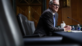 Американският Сенат утвърди в понеделник Денис Макдона за министър по