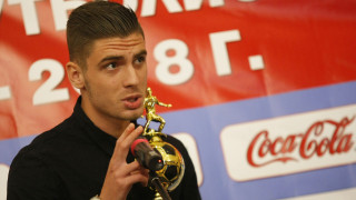 Една от младите надежди на столичния Славия ще продължи професионалната