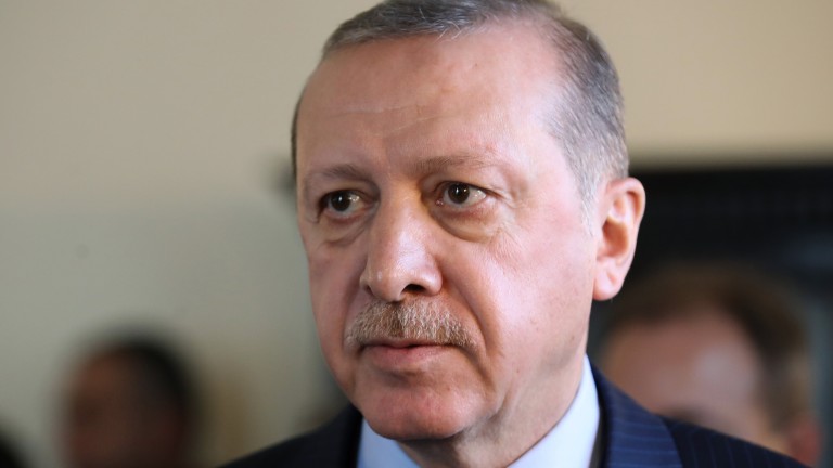 Ердоган и Абас обвиниха Тръмп в потъпкване на международното право и престъпление