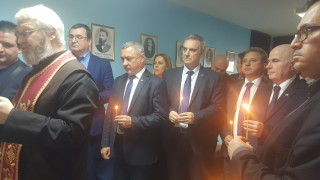 Вицепремиерът Валери Симеонов честити новия щаб на колегите си от